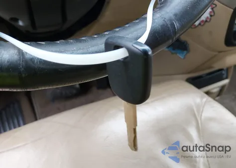 2009 Honda Odyssey Touring z USA, uszkodzony, nr VIN 5FNRL38939B020051